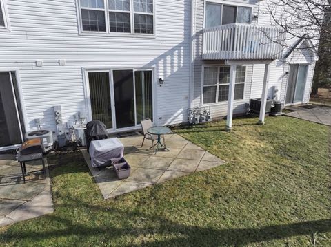 Tiny photo for 48 Arboretum Drive #253, Lombard, IL 60148 (MLS # 12568927)