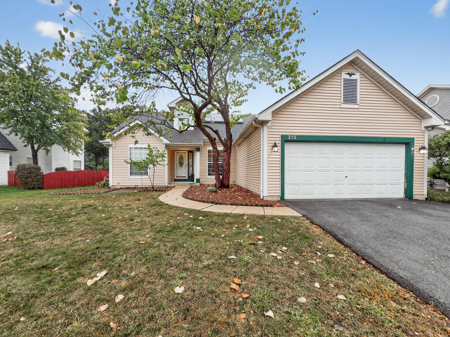 255 Braemar