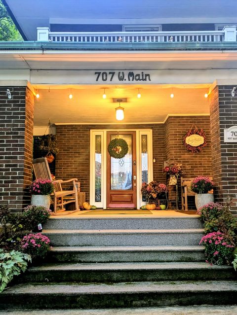 Tiny photo for 707 W Main Street, Urbana, IL 61801 (MLS # 12529872)