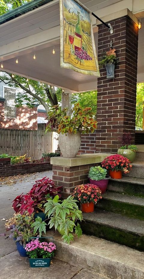 Tiny photo for 707 W Main Street, Urbana, IL 61801 (MLS # 12529872)