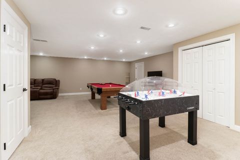 Tiny photo for 4 Scofield Court, Bloomington, IL 61704 (MLS # 12537439)