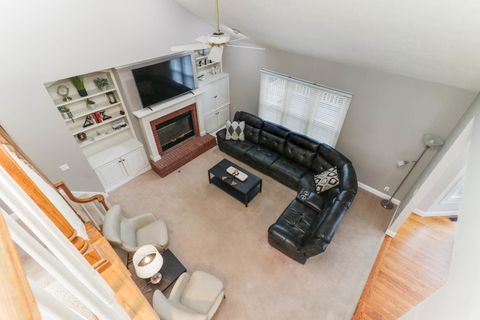 Tiny photo for 4 Scofield Court, Bloomington, IL 61704 (MLS # 12537439)