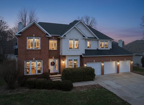 Tiny photo for 4 Scofield Court, Bloomington, IL 61704 (MLS # 12537439)