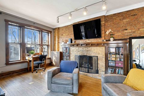 Tiny photo for 6619 N Glenwood Avenue #2S, Chicago, IL 60626 (MLS # 12629950)