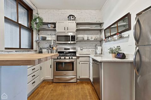 Tiny photo for 6619 N Glenwood Avenue #2S, Chicago, IL 60626 (MLS # 12629950)