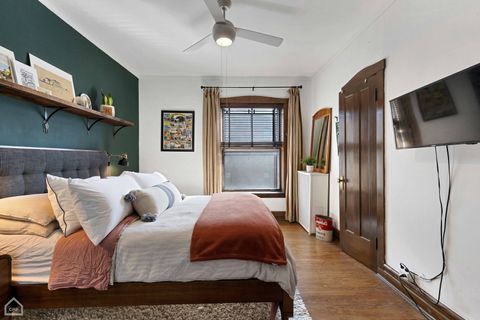 Tiny photo for 6619 N Glenwood Avenue #2S, Chicago, IL 60626 (MLS # 12629950)