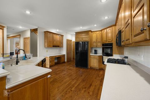 Tiny photo for 6709 Oakwood Manor Drive, Crystal Lake, IL 60012 (MLS # 12612243)