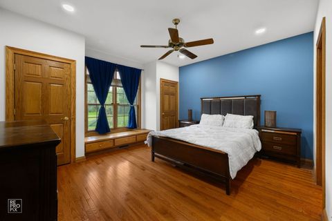 Tiny photo for 6709 Oakwood Manor Drive, Crystal Lake, IL 60012 (MLS # 12612243)