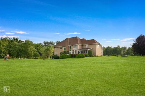 Tiny photo for 6709 Oakwood Manor Drive, Crystal Lake, IL 60012 (MLS # 12612243)