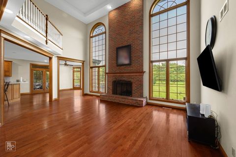 Tiny photo for 6709 Oakwood Manor Drive, Crystal Lake, IL 60012 (MLS # 12612243)
