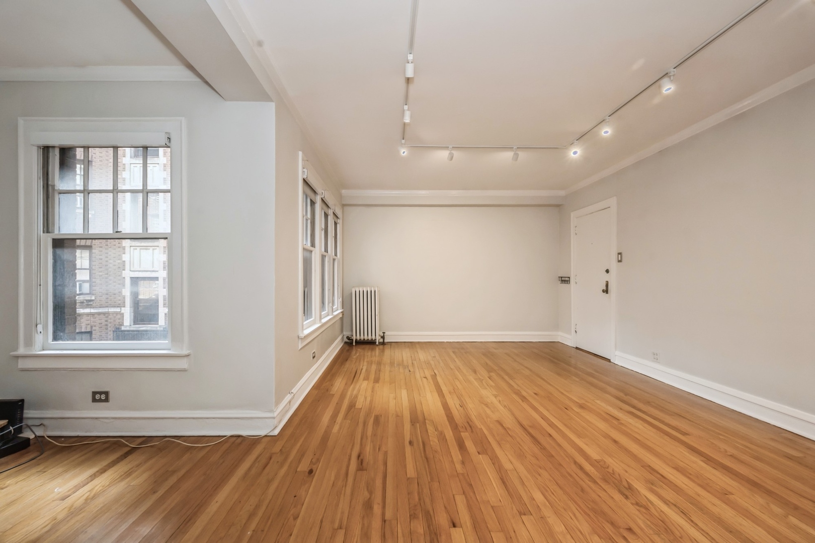 2326 N Lincoln Park WE 2B