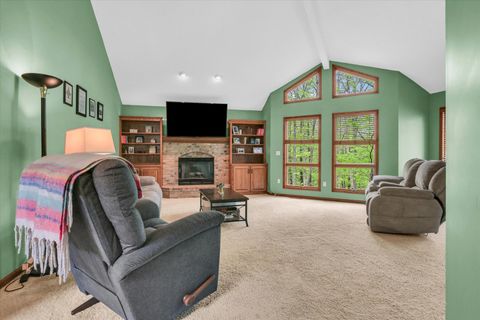 Tiny photo for 5353 Bailey Avenue, Clinton, IL 61727 (MLS # 12627244)
