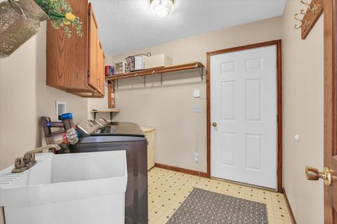Tiny photo for 5353 Bailey Avenue, Clinton, IL 61727 (MLS # 12627244)