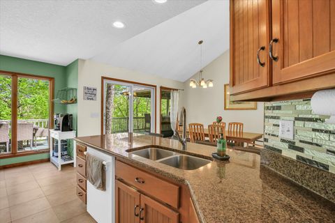 Tiny photo for 5353 Bailey Avenue, Clinton, IL 61727 (MLS # 12627244)