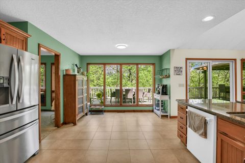 Tiny photo for 5353 Bailey Avenue, Clinton, IL 61727 (MLS # 12627244)