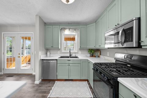 Tiny photo for 109 Blackhawk Drive, Park View, IA 52748 (MLS # 12627284)