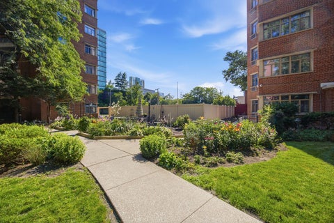 Tiny photo for 1862 Sherman Avenue #1NW, Evanston, IL 60201 (MLS # 12698429)