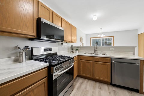 Tiny photo for 21529 Cormorant Street, Crest Hill, IL 60403 (MLS # 12660578)
