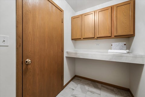 Tiny photo for 21529 Cormorant Street, Crest Hill, IL 60403 (MLS # 12660578)