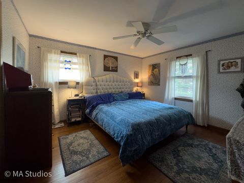 Tiny photo for 8922 PARKSIDE Avenue, Morton Grove, IL 60053 (MLS # 12580135)