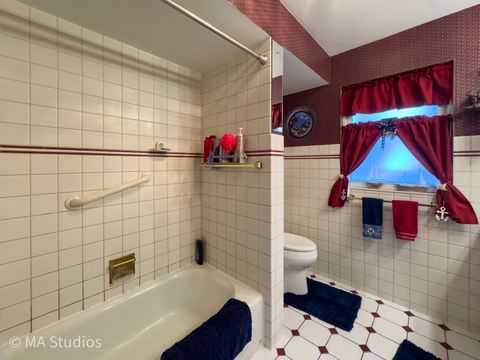 Tiny photo for 8922 PARKSIDE Avenue, Morton Grove, IL 60053 (MLS # 12580135)