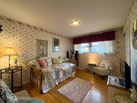 Tiny photo for 8922 PARKSIDE Avenue, Morton Grove, IL 60053 (MLS # 12580135)