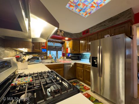 Tiny photo for 8922 PARKSIDE Avenue, Morton Grove, IL 60053 (MLS # 12580135)