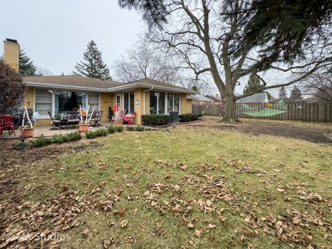 Tiny photo for 8922 PARKSIDE Avenue, Morton Grove, IL 60053 (MLS # 12580135)
