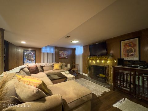 Tiny photo for 8922 PARKSIDE Avenue, Morton Grove, IL 60053 (MLS # 12580135)