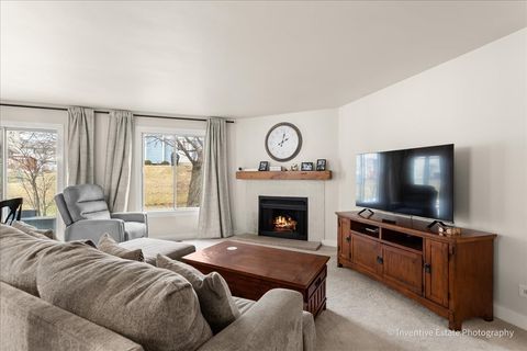 Tiny photo for 2404 Danbury Drive #B1, Woodridge, IL 60517 (MLS # 12573499)