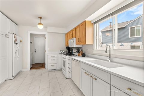 Tiny photo for 2404 Danbury Drive #B1, Woodridge, IL 60517 (MLS # 12573499)