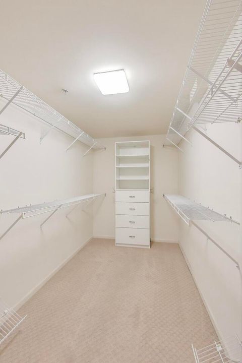 Tiny photo for 425 Village Green Road #213, Lincolnshire, IL 60069 (MLS # 12534884)