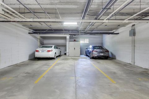 Tiny photo for 425 Village Green Road #213, Lincolnshire, IL 60069 (MLS # 12534884)