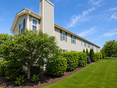 Tiny photo for 1214 ORLEANS Drive #1214, Mundelein, IL 60060 (MLS # 12708043)