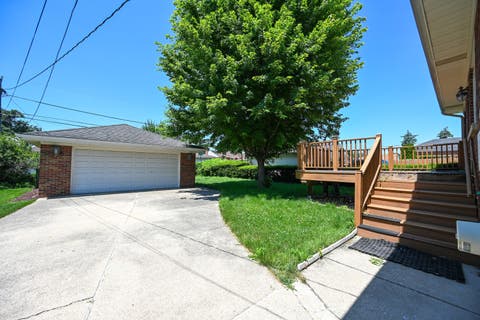 Tiny photo for 2250 Belleview Avenue, Westchester, IL 60154 (MLS # 12725063)