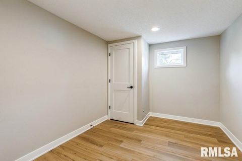 Tiny photo for 814 JONES Street, Le Claire, IA 52753 (MLS # QC4265722)