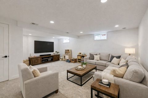 Tiny photo for 814 JONES Street, Le Claire, IA 52753 (MLS # QC4265722)