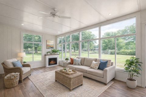 Tiny photo for 814 JONES Street, Le Claire, IA 52753 (MLS # QC4265722)