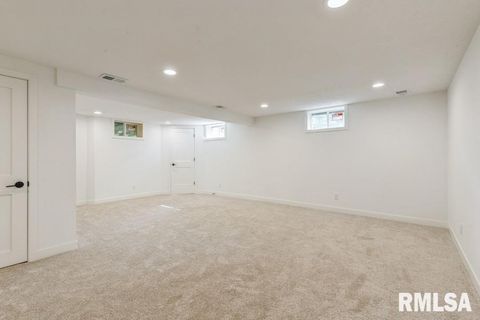 Tiny photo for 814 JONES Street, Le Claire, IA 52753 (MLS # QC4265722)