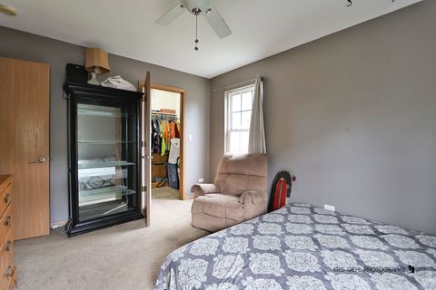 Tiny photo for 4910 Fountain Lane, Mccullom Lake, IL 60050 (MLS # 12507860)