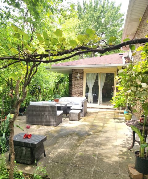 Tiny photo for 1629 Holly Lane, Darien, IL 60561 (MLS # 12693547)