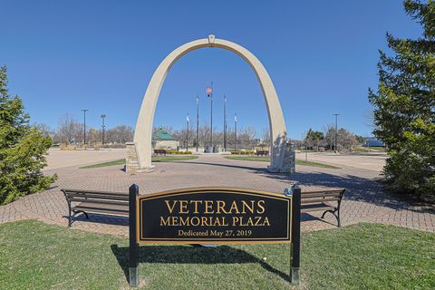 Tiny photo for 230 Klein Creek Court #F, Carol Stream, IL 60188 (MLS # 12600662)