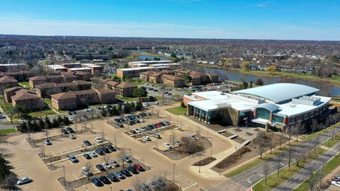 Tiny photo for 230 Klein Creek Court #F, Carol Stream, IL 60188 (MLS # 12600662)