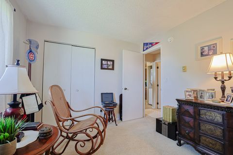 Tiny photo for 230 Klein Creek Court #F, Carol Stream, IL 60188 (MLS # 12600662)