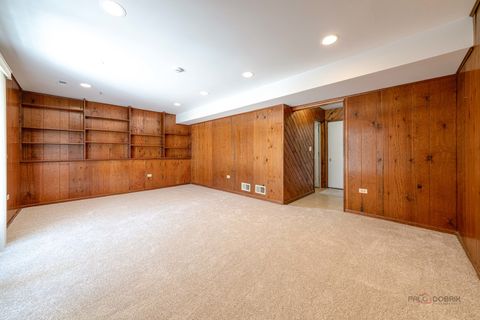 Tiny photo for 1380 Larchmont Drive, Buffalo Grove, IL 60089 (MLS # 12548519)