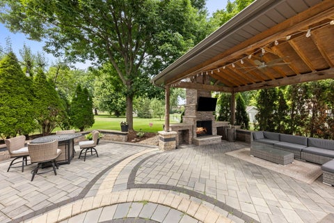 Tiny photo for 303 Cardinal Drive, Bloomingdale, IL 60108 (MLS # 12708855)