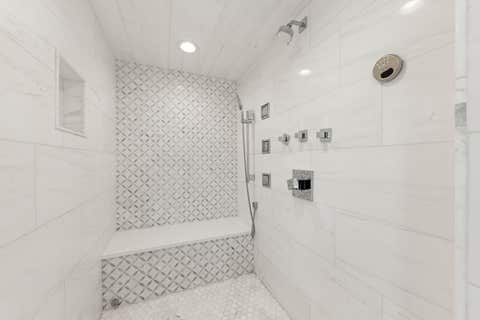 Tiny photo for 303 Cardinal Drive, Bloomingdale, IL 60108 (MLS # 12708855)