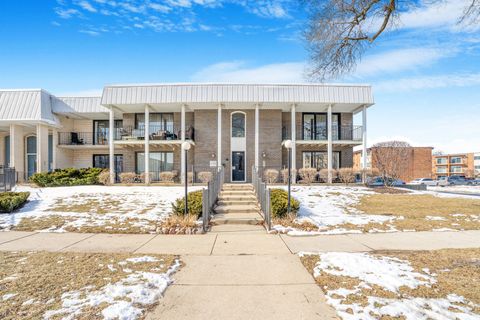 Photo of 9800 S Karlov Avenue #1B, Oak Lawn, IL 60453 (MLS # 12559189)