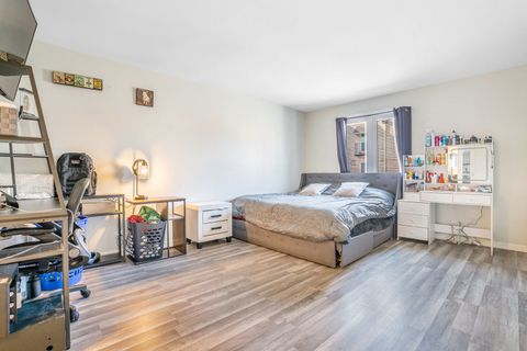 Tiny photo for 9800 S Karlov Avenue #1B, Oak Lawn, IL 60453 (MLS # 12559189)