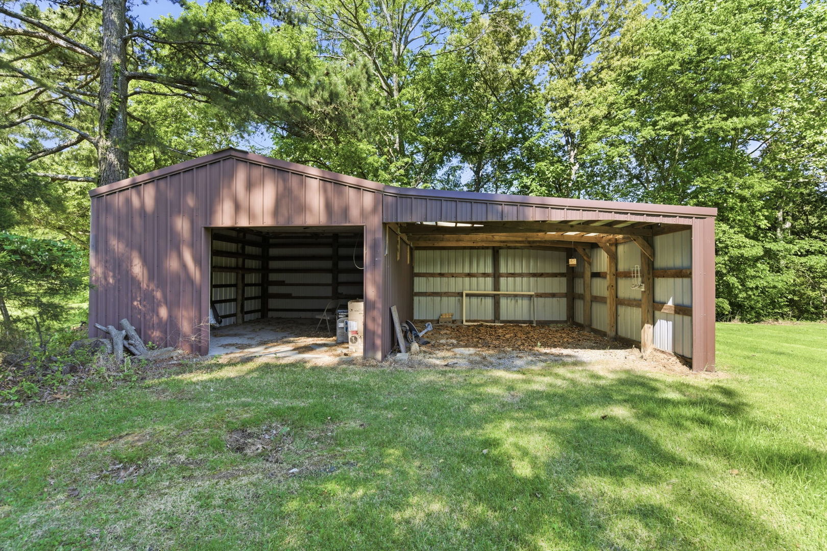 2585 Market Road